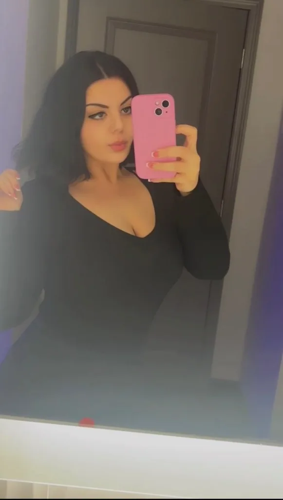 Thick Hunnyy - Photo 4 | Escort in Detroit