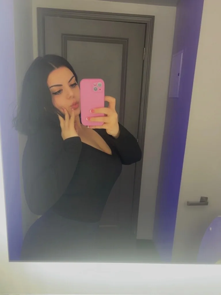 Thick Hunnyy - Photo 9 | Escort in Detroit