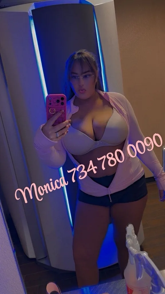 INCALLS/OUTCALLS This Pussy Will Get You Right Baby Dont Miss Out!! I AM THE GIRL IN THE PICS SO PLEASE DO NOT PLAY ON MY PHONE - Photo 4 | Escort in SOUTHFIELD
