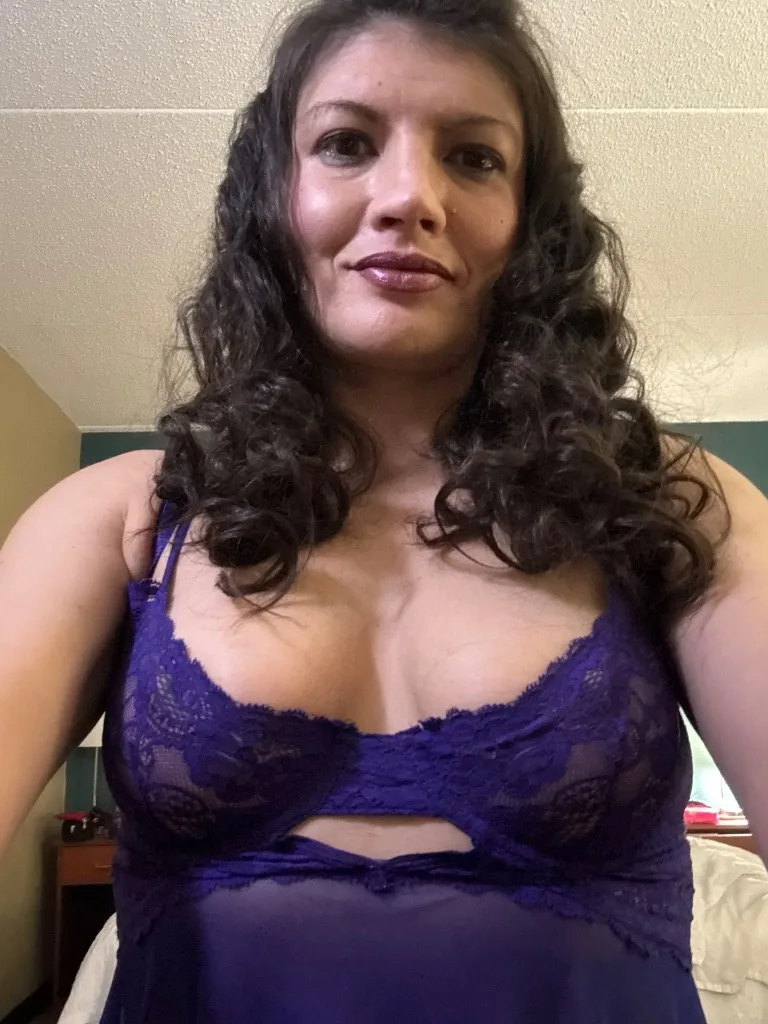 THE REAL Deal - Photo 2 | Escort in 9 mi Harper