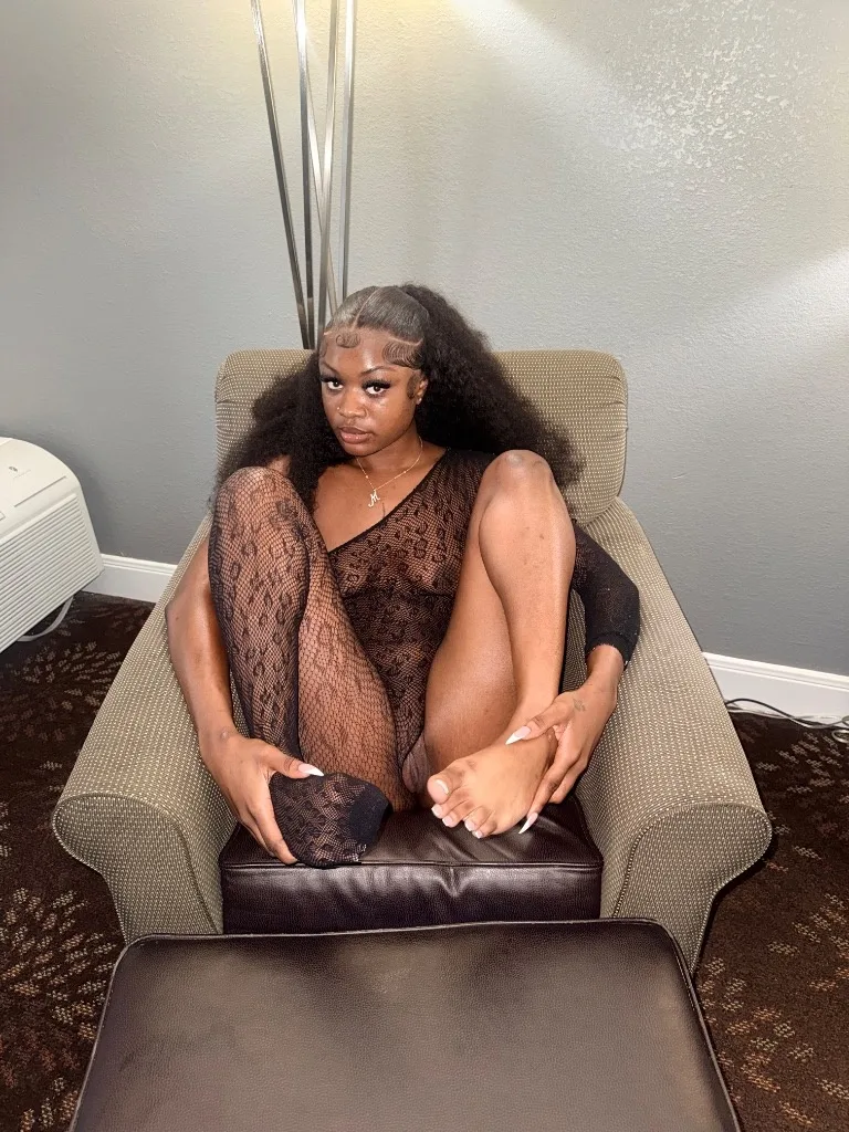new # ! you fav vip provider back in town Let me drain you🥜100% real 100% ready @oceanthabarbie on social ! incalls & outcalls - Photo 2 | Escort in Southfield