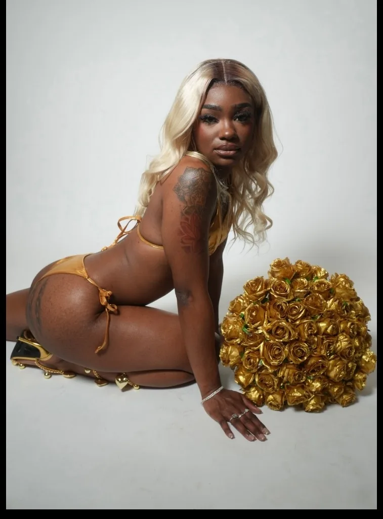 Come see sumin new - Photo 2 | Escort in Southfield
