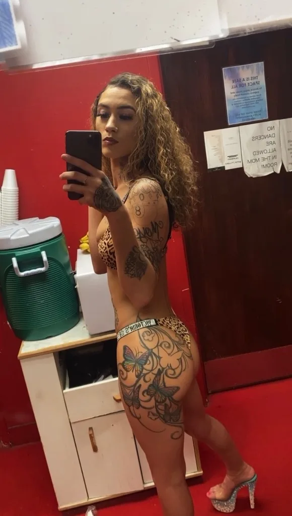 YOUR FAVORITE 🫶 - Photo 3 | Escort in OUTS