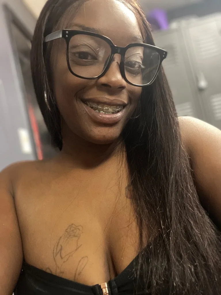 incalls / OutCalls SPECIALS!!!!!!! (CASH only ) i don' t accept cash app or zell (Please Be Payment Ready) Serious Inquires Only !!!! No Law Enforcement !!!!!!!