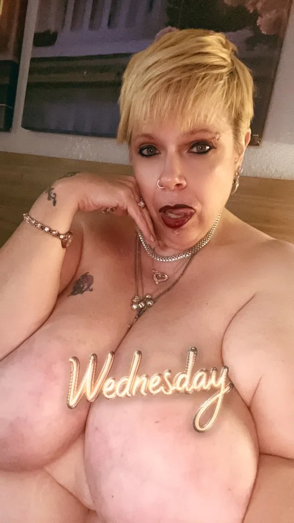 ROSEVILLE MICHIGAN IM BACK READVIDEO VERIFICATION IS MANDATORY⭐PORN STAR⭐ WHITE CHOCOLATE BBW WITH AN ASS SO BIG (68INCHES) LIKE THE SUN - Photo 2 | Escort in Detroit