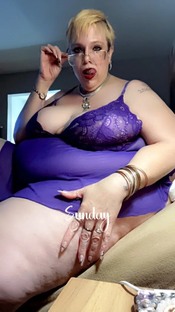 ROSEVILLE MICHIGAN IM BACK READVIDEO VERIFICATION IS MANDATORY⭐PORN STAR⭐ WHITE CHOCOLATE BBW WITH AN ASS SO BIG (68INCHES) LIKE THE SUN - Photo 7 | Escort in Detroit