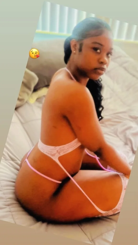Very thick and creamy 🫦 - Photo 3 | Escort in East to west