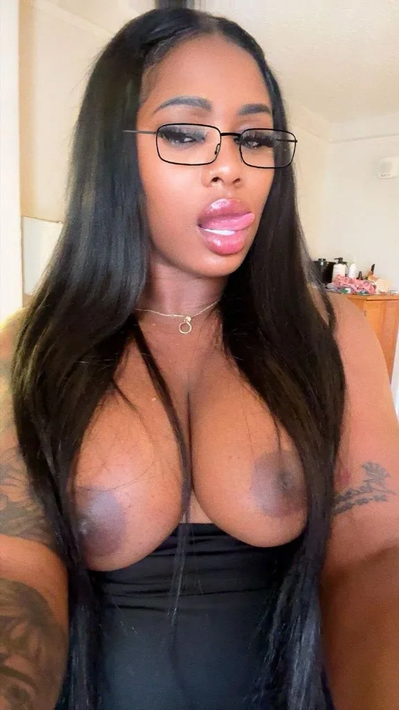 Chica Linda Norna Latina de paso por la ciudad fotos reales Apretadito - Photo 2 | Escort in Abilene