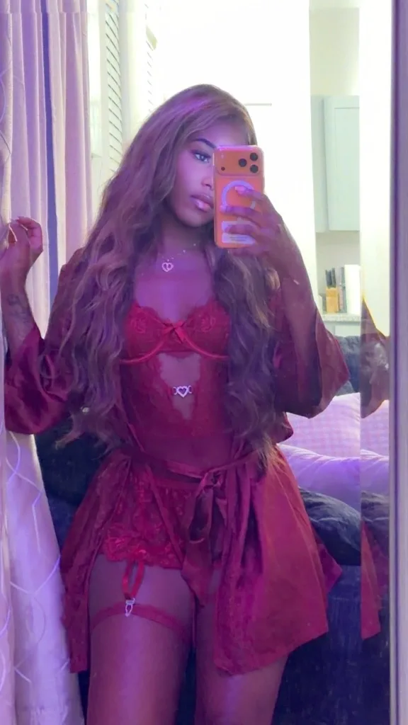 Pretty Face, Soft Lips & Soft Body 🫦 - Photo 3 | Escort in Austin