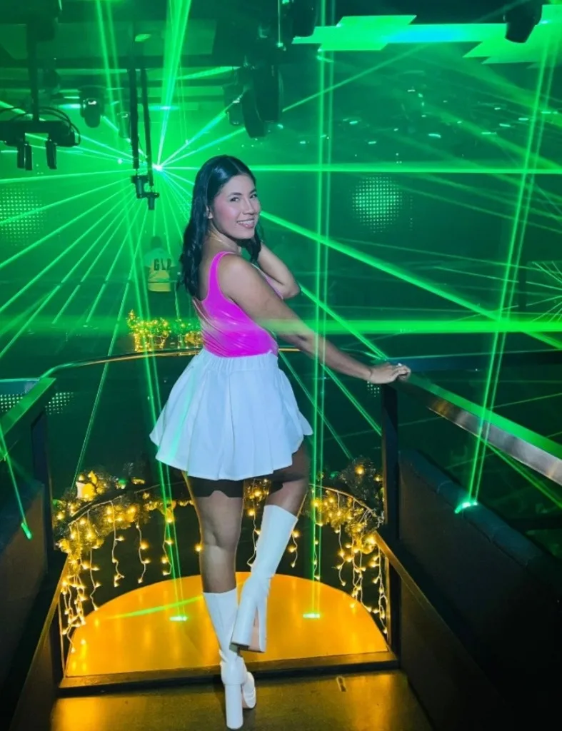 soy una ninfomana multi-orgasmica - Photo 6 | Escort in Grand Prairie