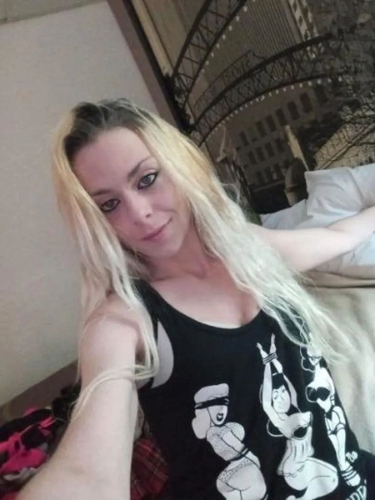 Busty Red neck beauty - Photo 5 | Escort in Corpus Christi