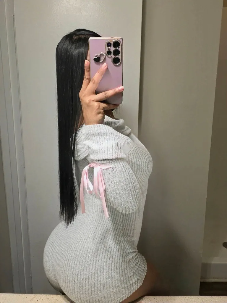 Tu Latina bien cachonda - Photo 1 | Escort in Irving