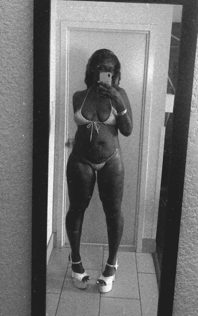 I am available nowexotic, juicy, tight, wet 24/7 - Photo 3 | Escort in IH35