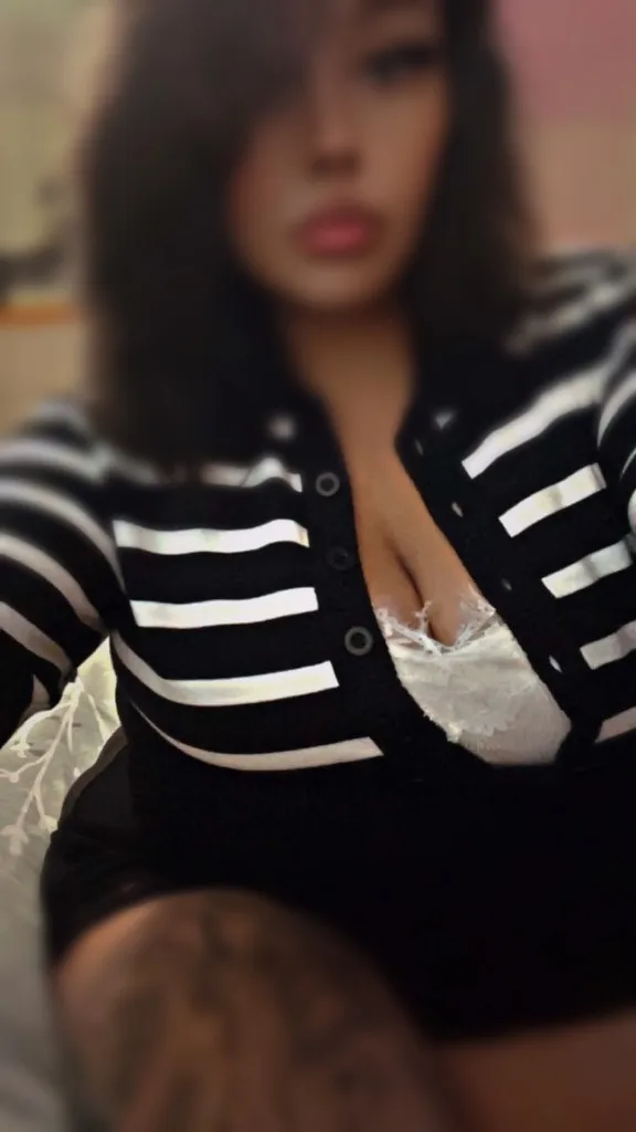 Too Sweet to Be This Bad YOur BeSt Kept SeCretand yummy treat craving a naughty fuck buddy - Photo 1 | Escort in In
