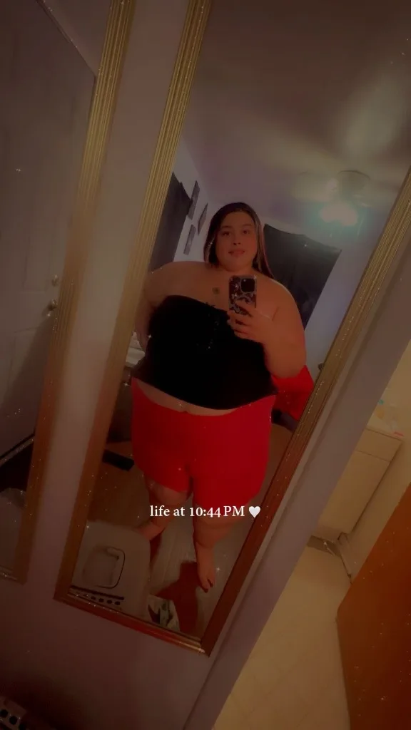 SPECIALS - Photo 10 | Escort in Home