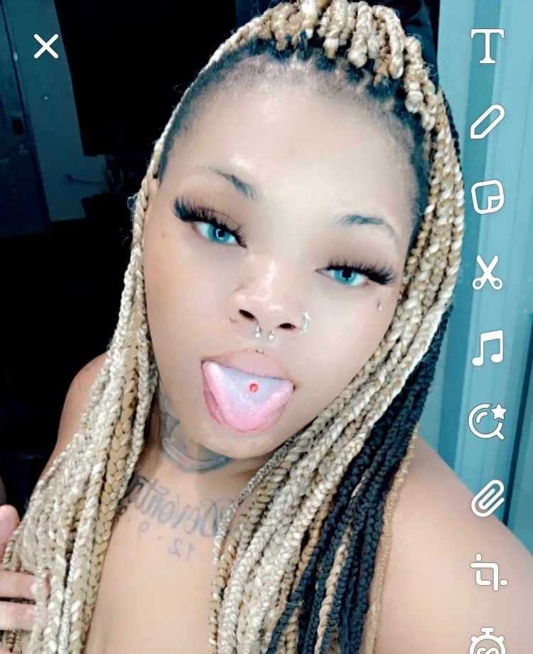 GmQV 80all Day looking to be someone sugar baby - Photo 3 | Escort in Golden triangle