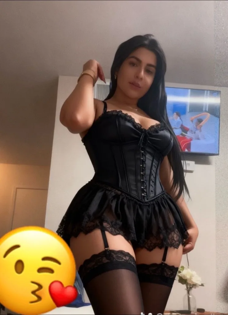 chica latina sexy - Photo 2 | Escort in College station