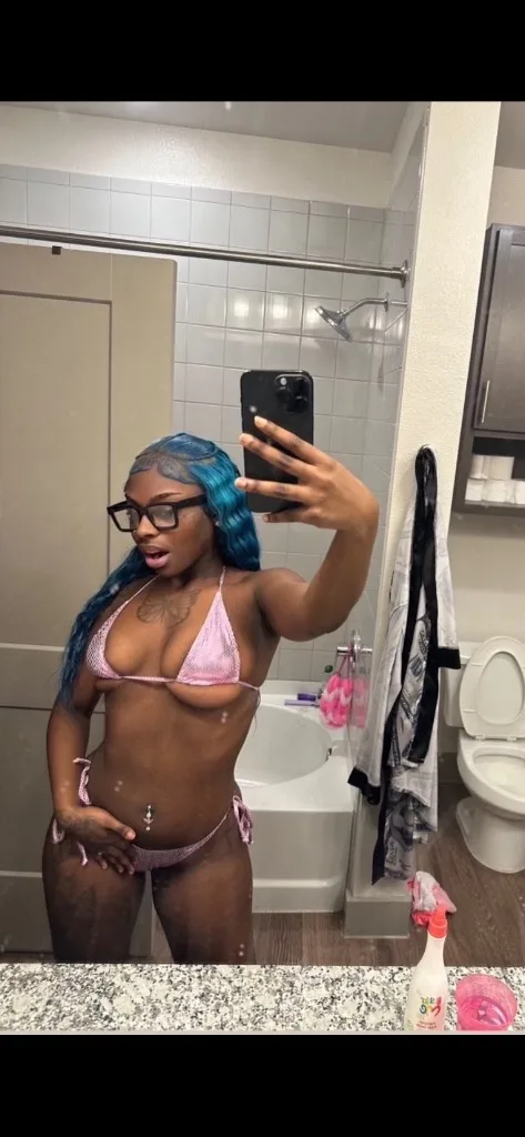 WONT BE HERE FOR LONG ️ CAR DATES & OUTCALLS HELLO FELLAS MY NAME IS CHANEL..ALLOW ME TO HELP FULFILL ALL OF YOUR FANTASIES.(; 1DONT JUST PROVIDE A DESTINATION, I PROVIDE AN EXPERIENCE. - Photo 1 | Escort in Dallas