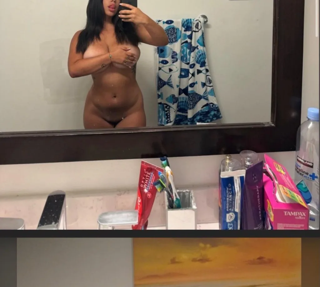I'm available for anyone who wants to spend a pleasant time - Photo 2 | Escort in Round Rock