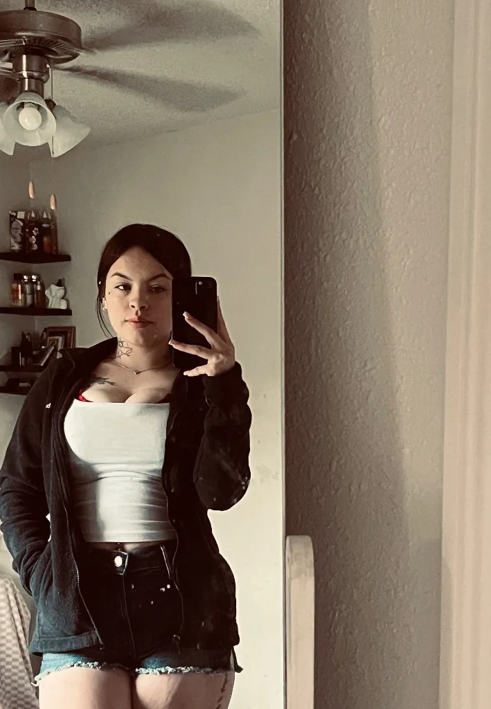 Looking for fun I'm a sexy girl available now 🥰 - Photo 1 | Escort in South Austin
