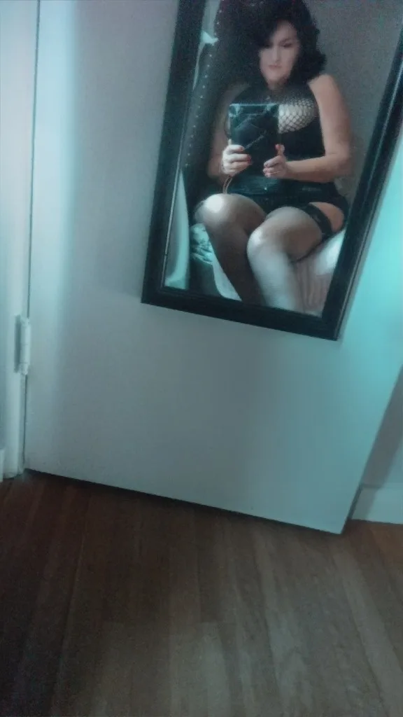 PLEASE I can be a GOOD GIRL,Daddy🫦 - Photo 1 | Escort in LOCATED near Bassett