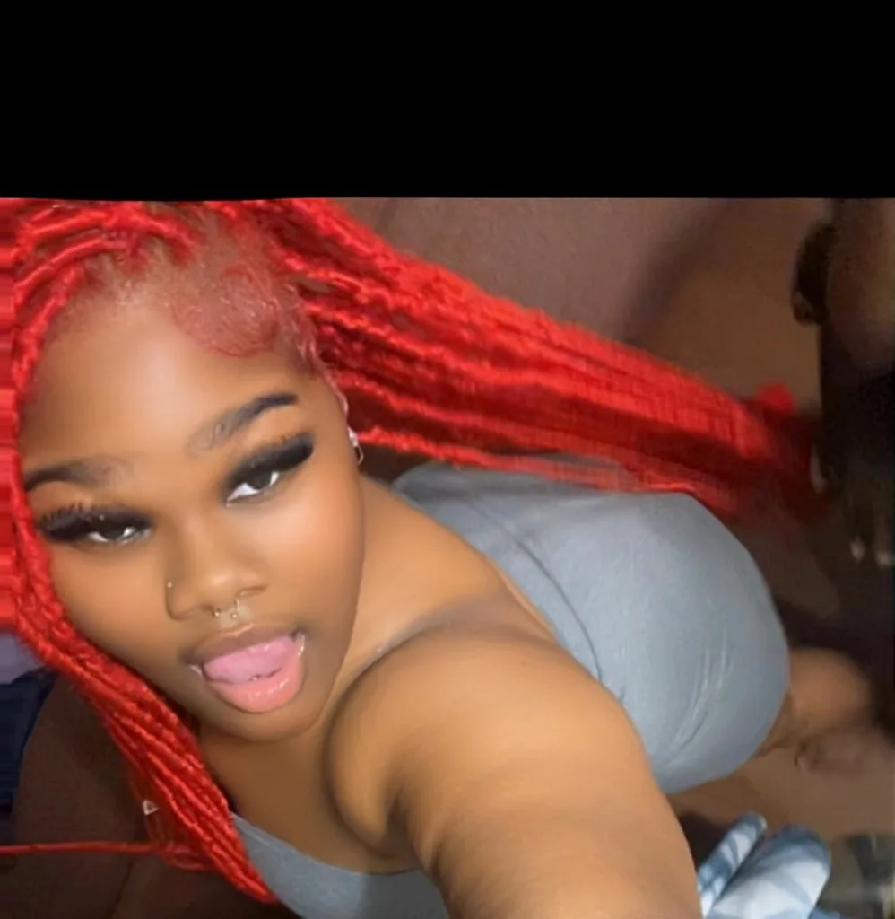 let me be your baby for tonight i promise youll be satisfied 😘