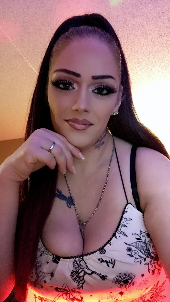 COME CURIOUS, LEAVE CAPTIVATED... TOO TEMPTING TO IGNORE, TOO GOOD TO FORGET. I'M NOT EVERYONE'S TYPE... I'M EVERYONE'S TEMPTATION! - Photo 2 | Escort in NRH