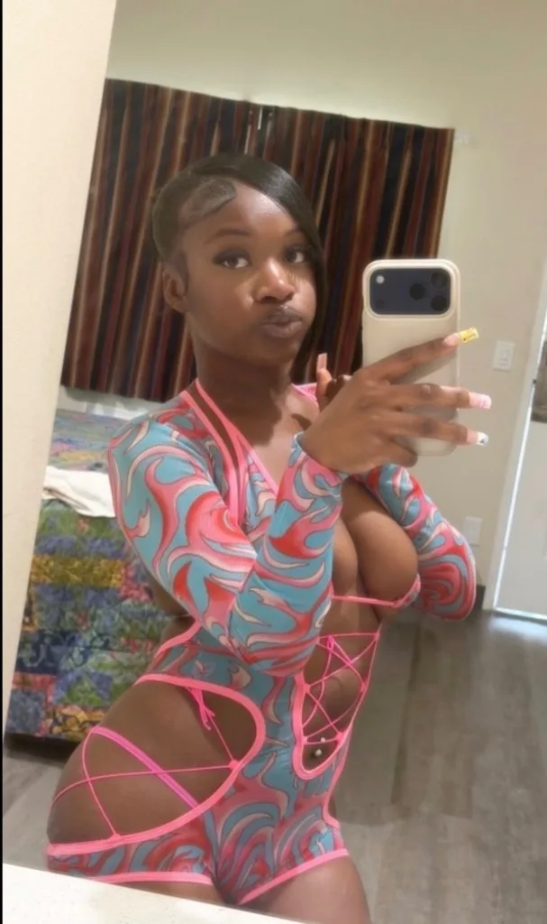 Delicious 🤤CreamySquiterGoddess S𝙖𝙩𝙞𝙨𝙛𝙮𝙮𝙤𝙪𝙧 𝘾𝙧𝙖𝙫𝙞𝙣𝙜𝙨 - Photo 2 | Escort in In