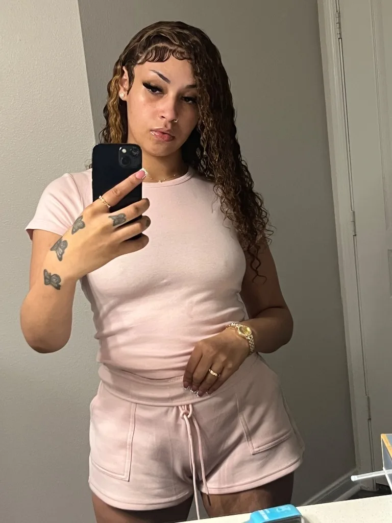 Jersey Village HIDDEN GEM OUTCALL & INCALL READY BABY UNDENIABLY SEXY LIGHT SKIN🫦 100% REAL- ONLY POSITIVE REVIEWS - Photo 4 | Escort in Jersey Village