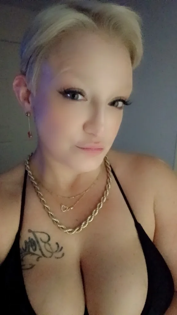 pint size pixie 🧚 - Photo 4 | Escort in near trimmer