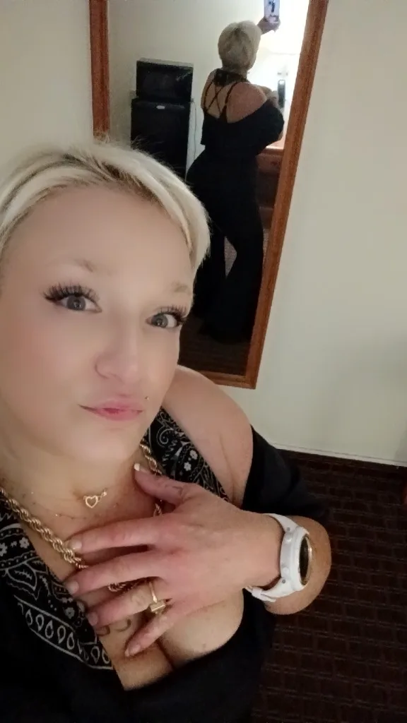 pint size pixie 🧚 - Photo 3 | Escort in near trimmer