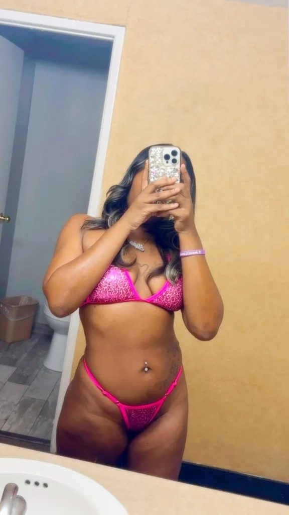 🆕 Jamaican 🇯🇲 and Haitian 🇭🇹 FREAK in TOWN Incall & Outcall SPECiAl , Cum Get A LOAD OFF - Photo 4 | Escort in Houston