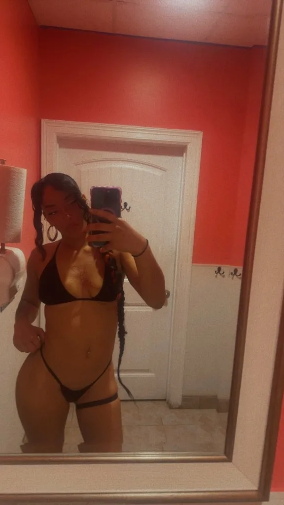 come see what its like in my world OUTCALLS ONLY - Photo 4 | Escort in Southwest