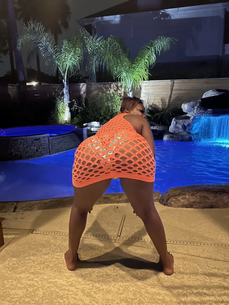 LetsGetWet - Photo 1 | Escort in Baton Rouge