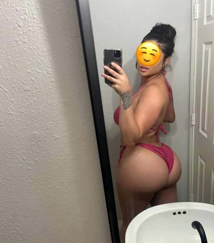I'M AVAILABLE AT ANY TIME🍆💦, I'M GIVING ALL THE STYLES. AND I WILL MAKE SURE YOU FEEL GOOD❤💦 TEXT 💋😍💦💦💦💦