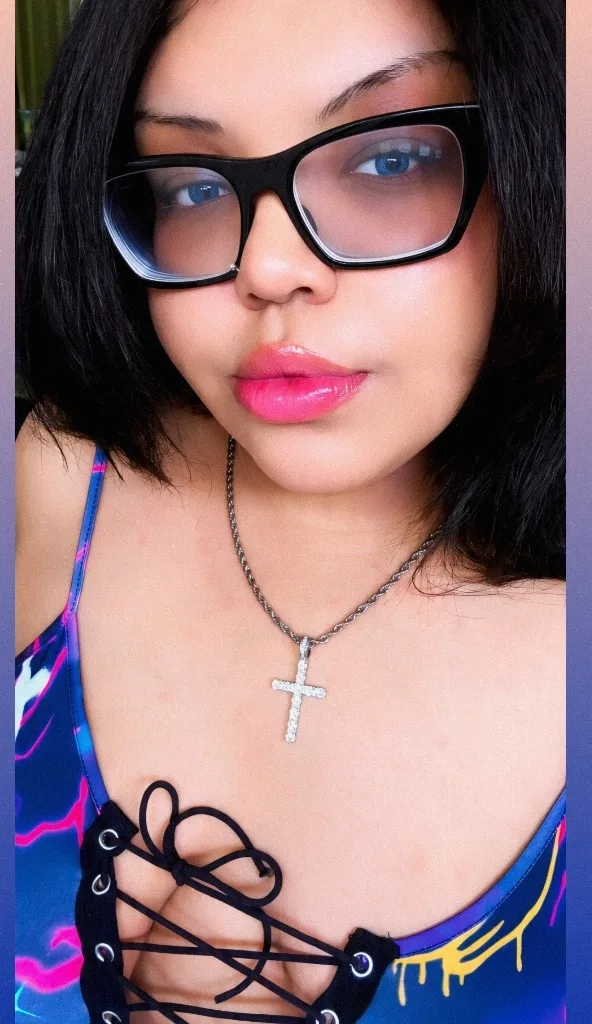 SEX IN THE CITY SEXY MIXED LATINA MAMI 🇲🇽BIG TITTIESBIG ASSSTRAWBERRY TASTING LIPSSensual massages INCALLS/OUTCALLS - Photo 2 | Escort in INCALLS Windcrest outcalls everywhere