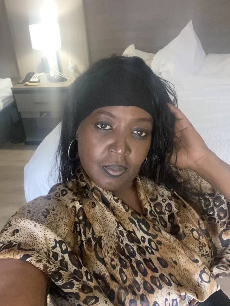 Gorgeous older female, who aim to please, and earn her stripes her name is comforter I am she! - Photo 6 | Escort in Richardson