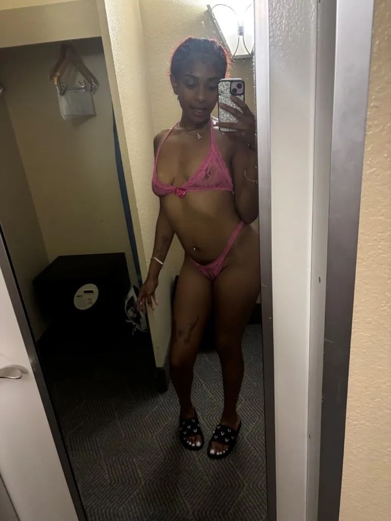 IncallNot mobleWelcome to get me a uber - Photo 3 | Escort in Austin