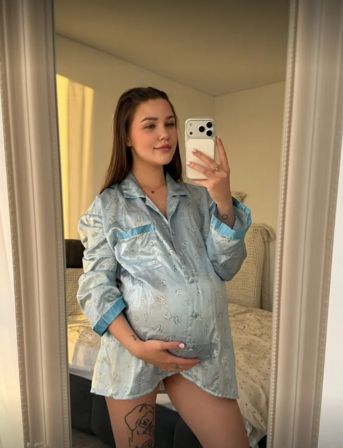 available Now 6 month pregnantReady For Hookup - Photo 1 | Escort in Dallas