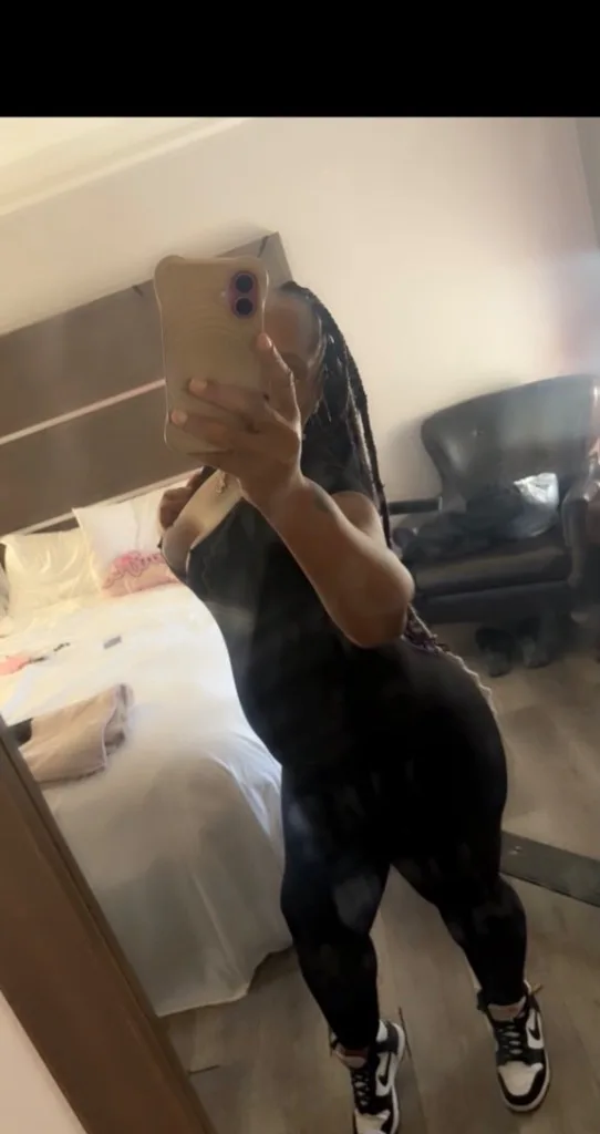 SWEET OHH PEACHES FACETIME SPECIALS ALL DAY - Photo 11 | Escort in Airport
