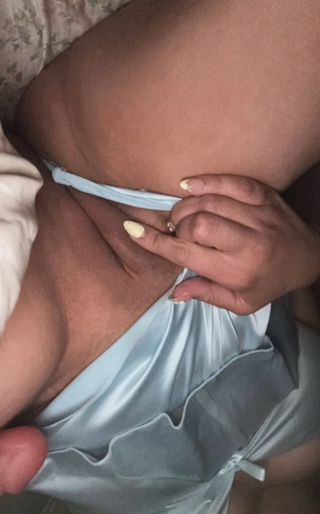 lets have some funnn $ 60 for 10 min prices change at night - Photo 3 | Escort in 45 south broaway area