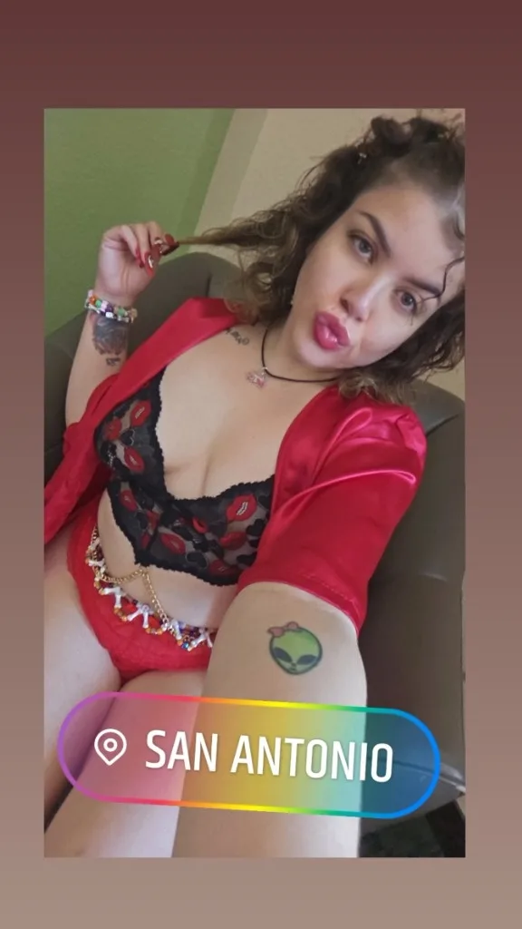 🪵READY NOW Your Girl With A Cuban Peach 🇨🇺 TEXT ME (210)594-9 5 5 2 HUGE $7 SALE ON MY ONLYFANS (ONLY 5 SPOTS LEFT) - Photo 4 | Escort in San Antonio TX 🙌 INCALL SPECIALS 😍