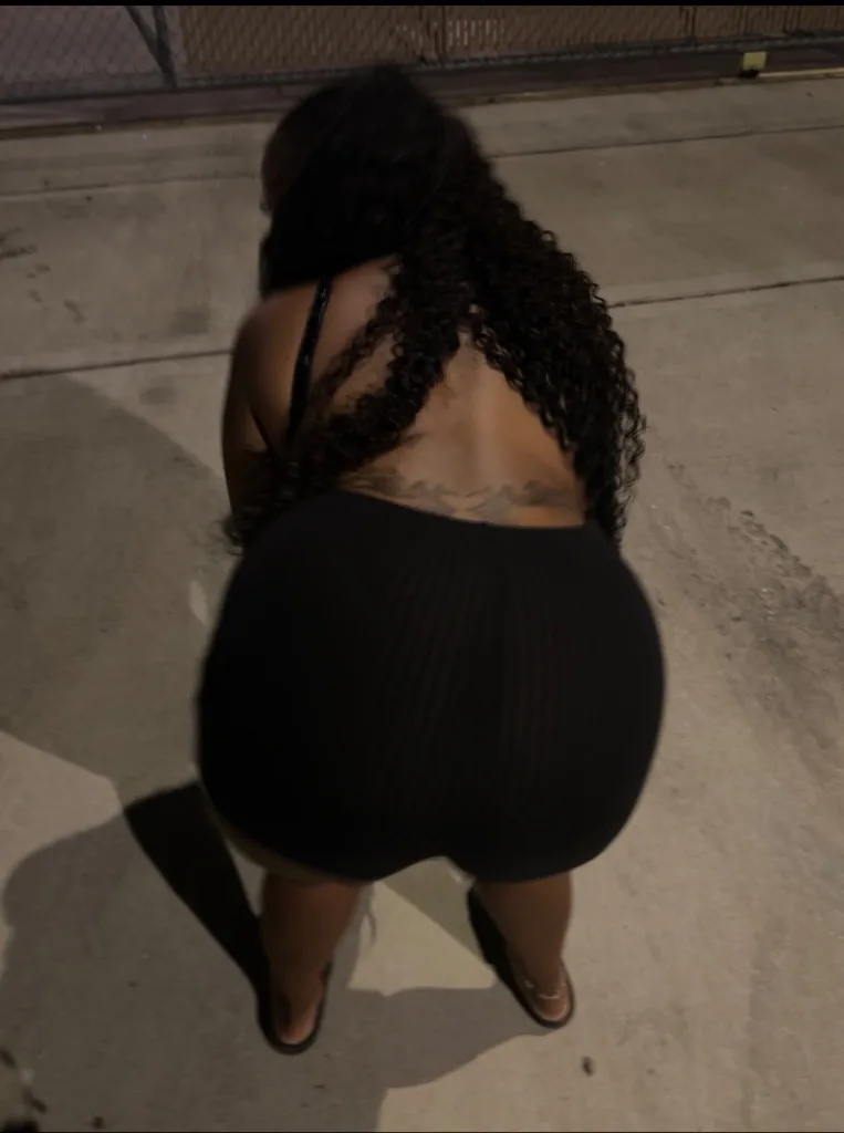 Slippery Creamy Wet Brownskin Text me 🥰 - Photo 3 | Escort in Northside