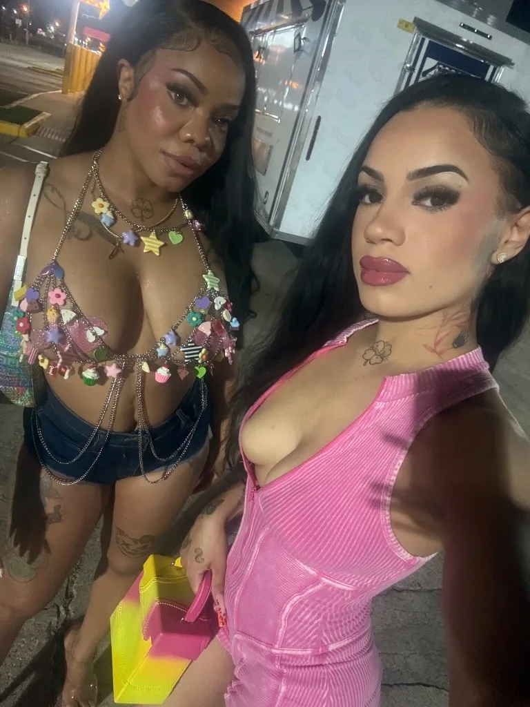 CUM CHECK OUT OUR 2 GIRL SPECIAL - Photo 3 | Escort in Northwest Hwy