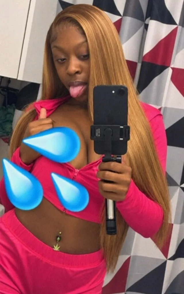 IN• OUTCALL • CAR FUN • FACETIME SHOWS — YOUR LITTLE AFTER-HOURS TEMPTATION, 24/7! - Photo 10 | Escort in Dallas