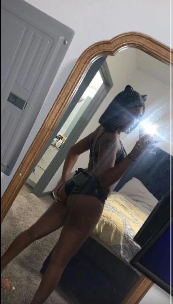 (‍️2 Girls Available Now )(Have to Send Uber For OUTCALL/INCALL )Slim, bright-skin beauty tight grip, top-tier head, and a freaky side you won’t forget. Pretty face, dangerous - Photo 5 | Escort in Dallas