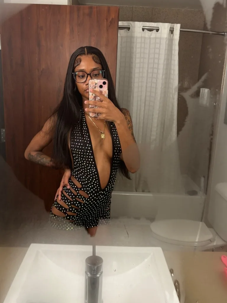 Back In Town Wet N Tight - Photo 3 | Escort in Plano Rd