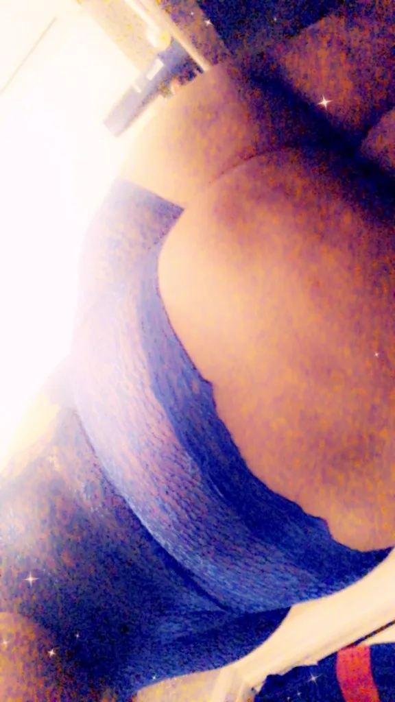 60 QV special Please text before calling INCALLS ONLY - Photo 4 | Escort in Arlington
