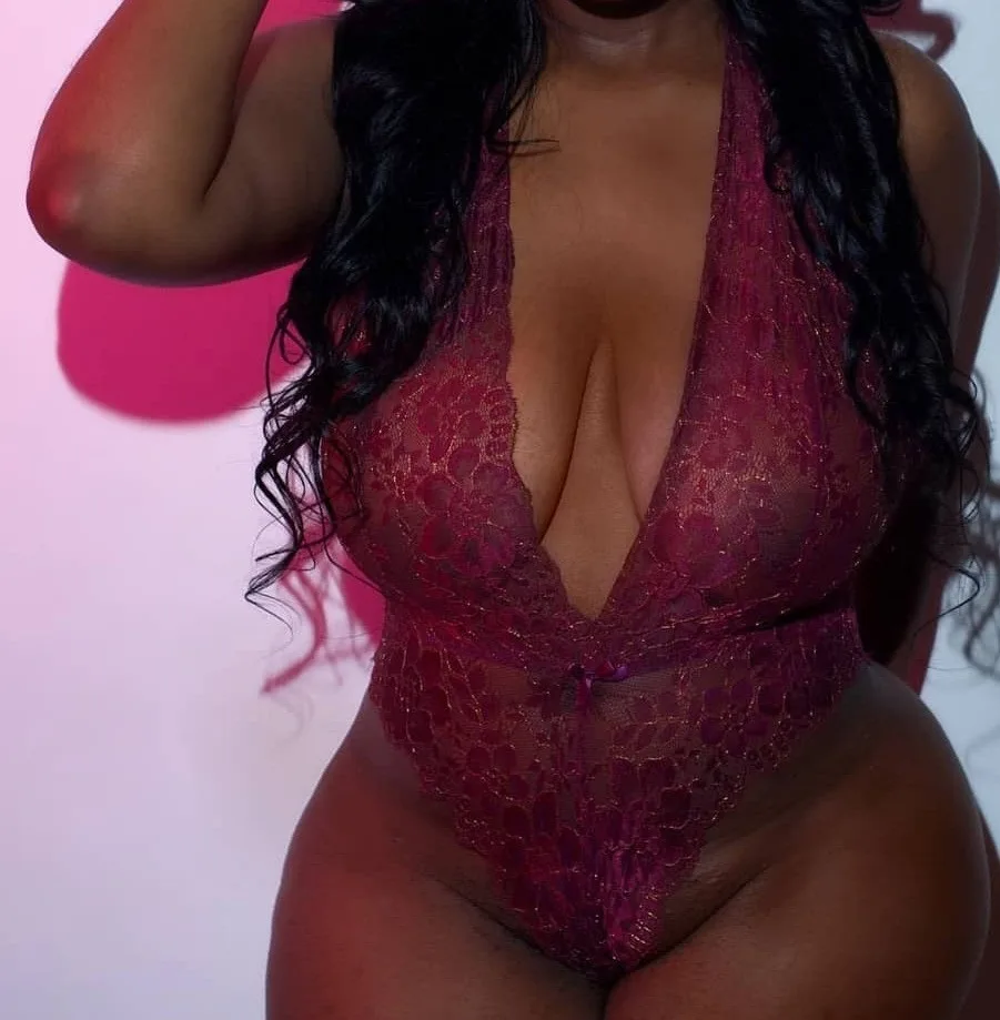 come have fun with a sexy chocolate bbw - Photo 2 | Escort in Southeast