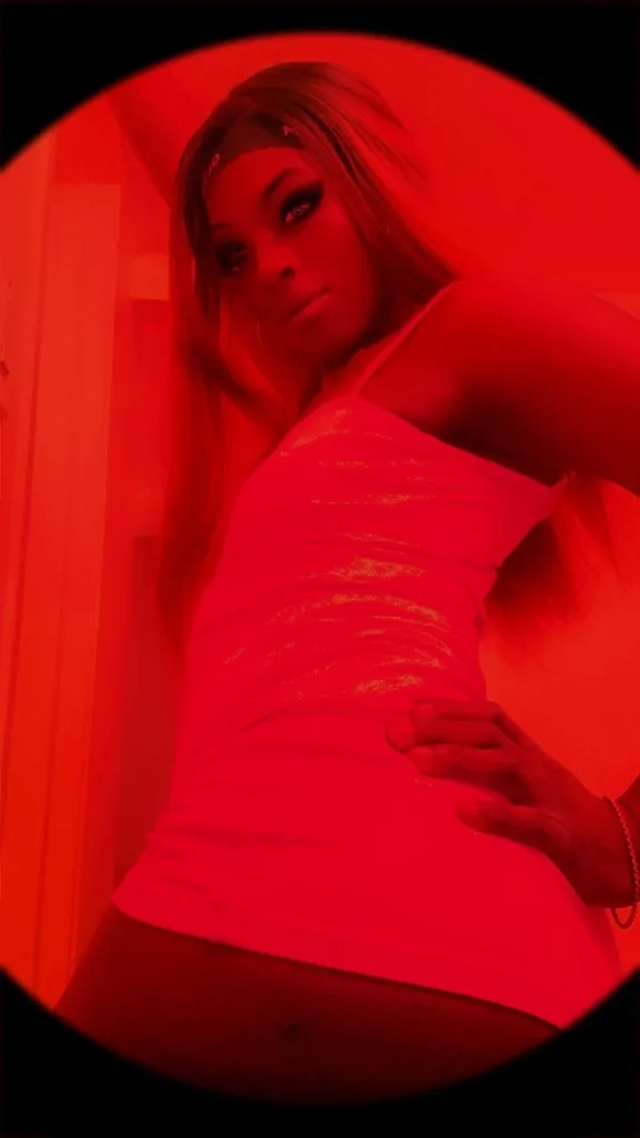 Sexy Slimm Petite Im Everything You Wanna Eat - Photo 11 | Escort in Dallas